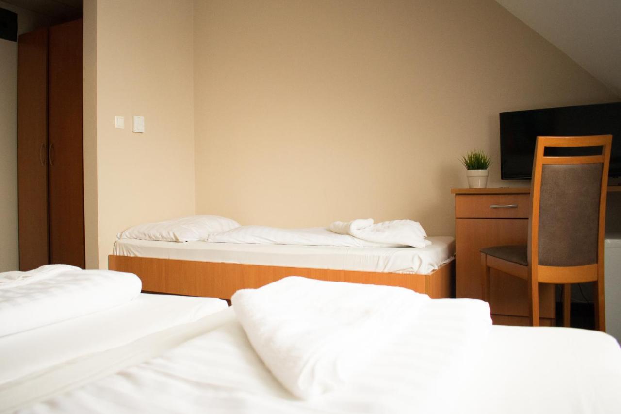 P4W Hotel Residence Szombathely Exterior foto